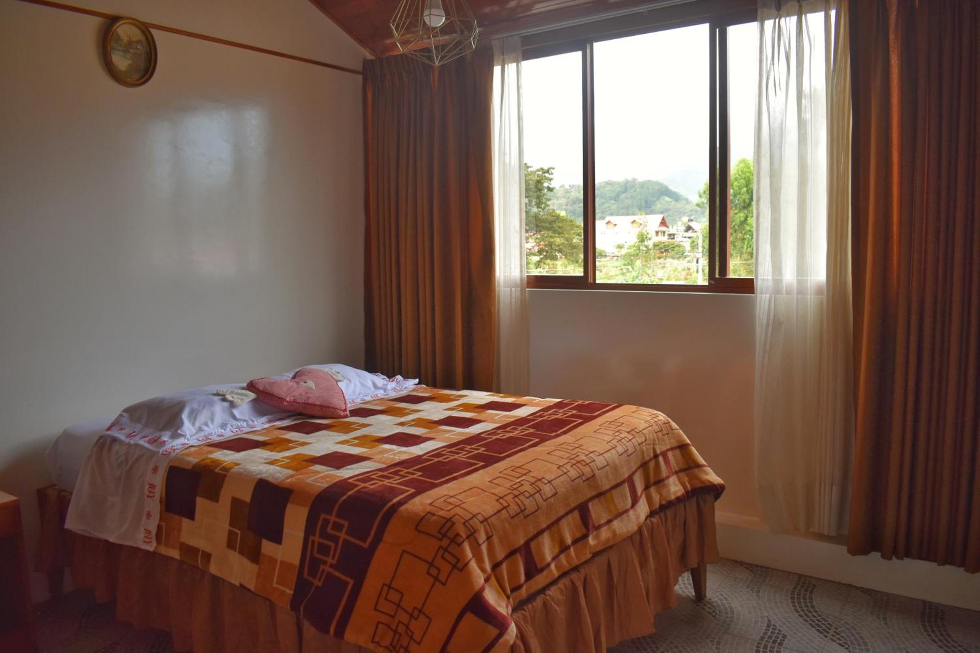 Suzet House Guest House Oxapampa Exterior foto