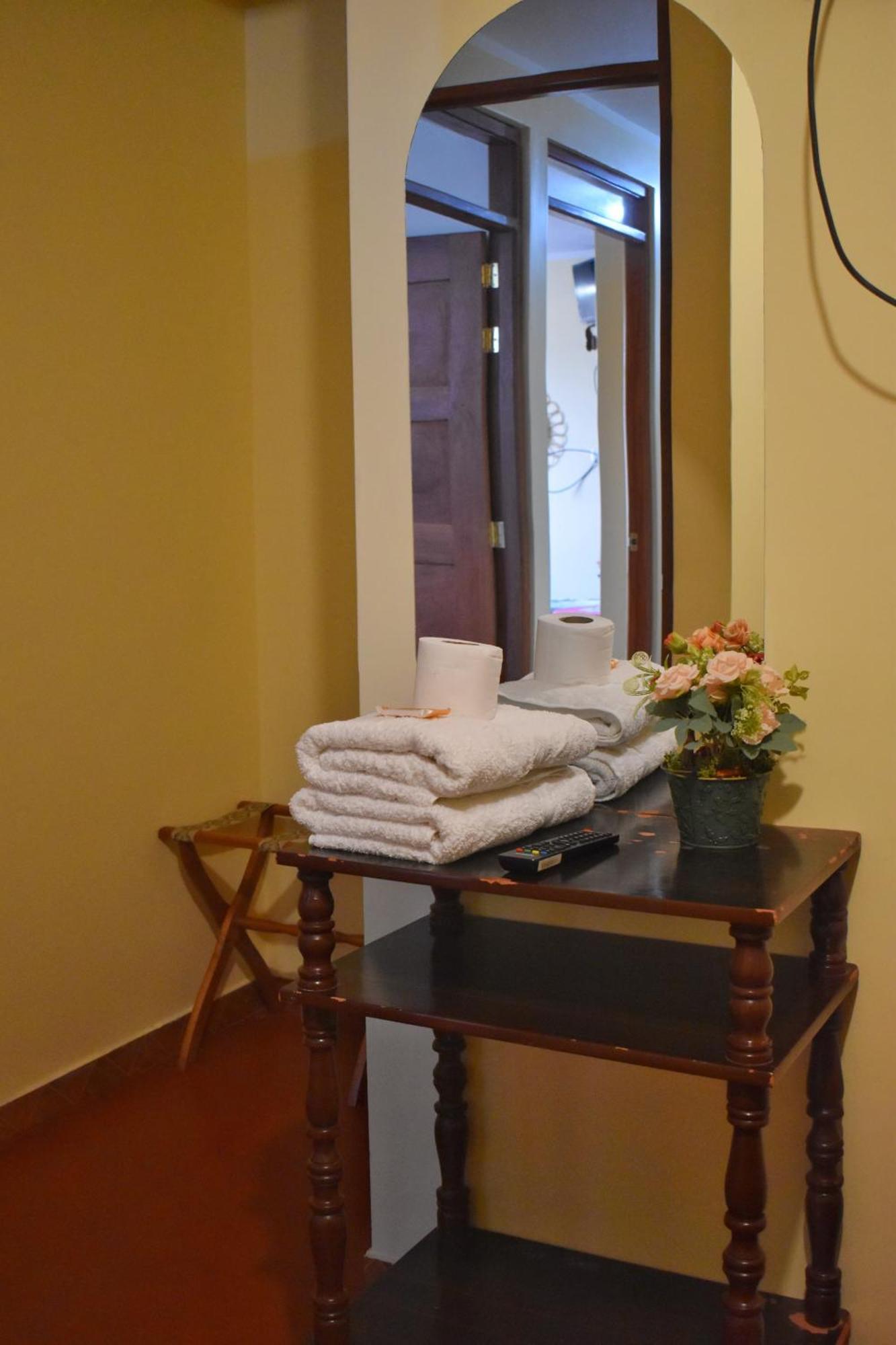 Suzet House Guest House Oxapampa Exterior foto